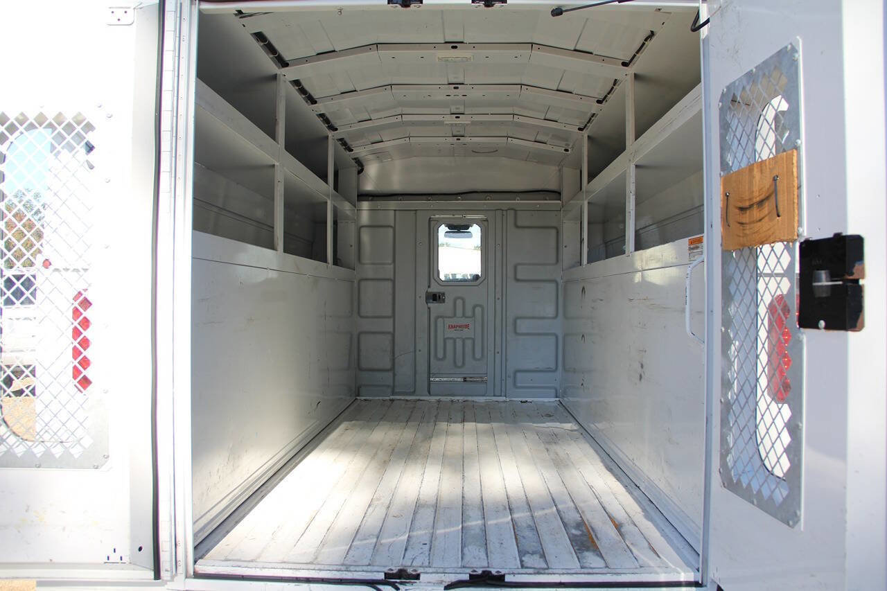 Used 2018 RAM ProMaster 3500 w/ Premium Appearance Group image 17