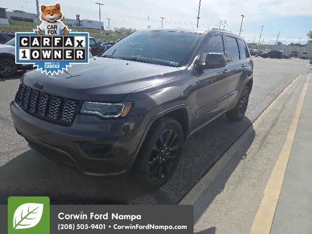 Used 2021 Jeep Grand Cherokee Laredo X AWD/4WD image 3