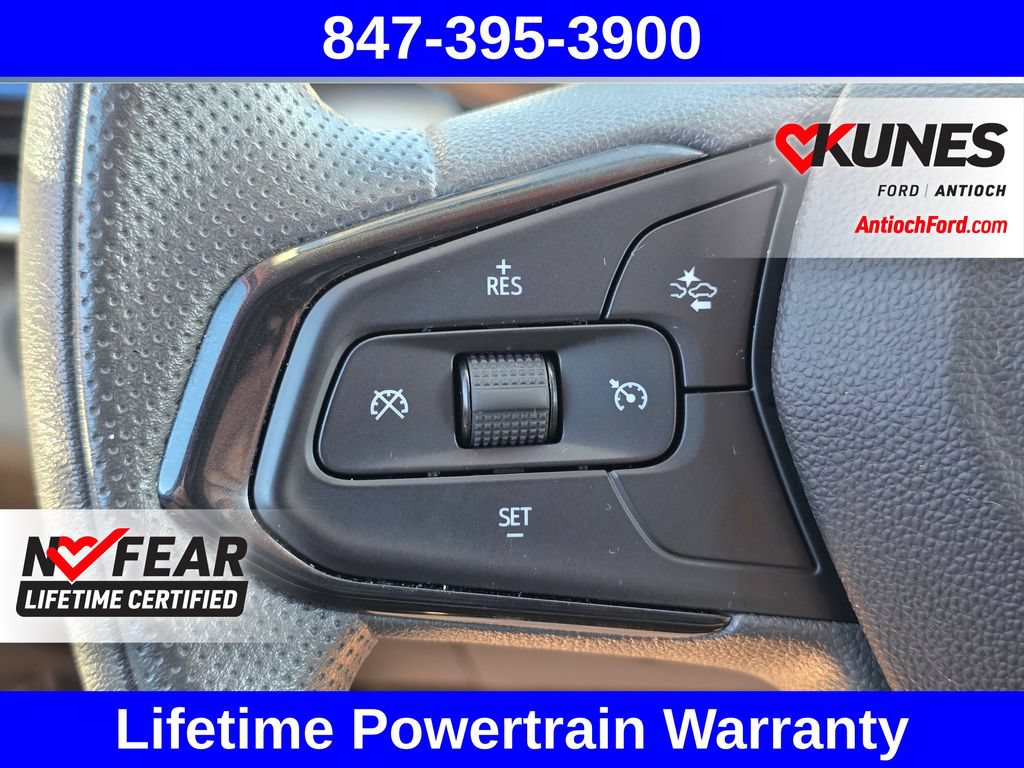 Used 2025 Chevrolet Trax LT FWD image 43