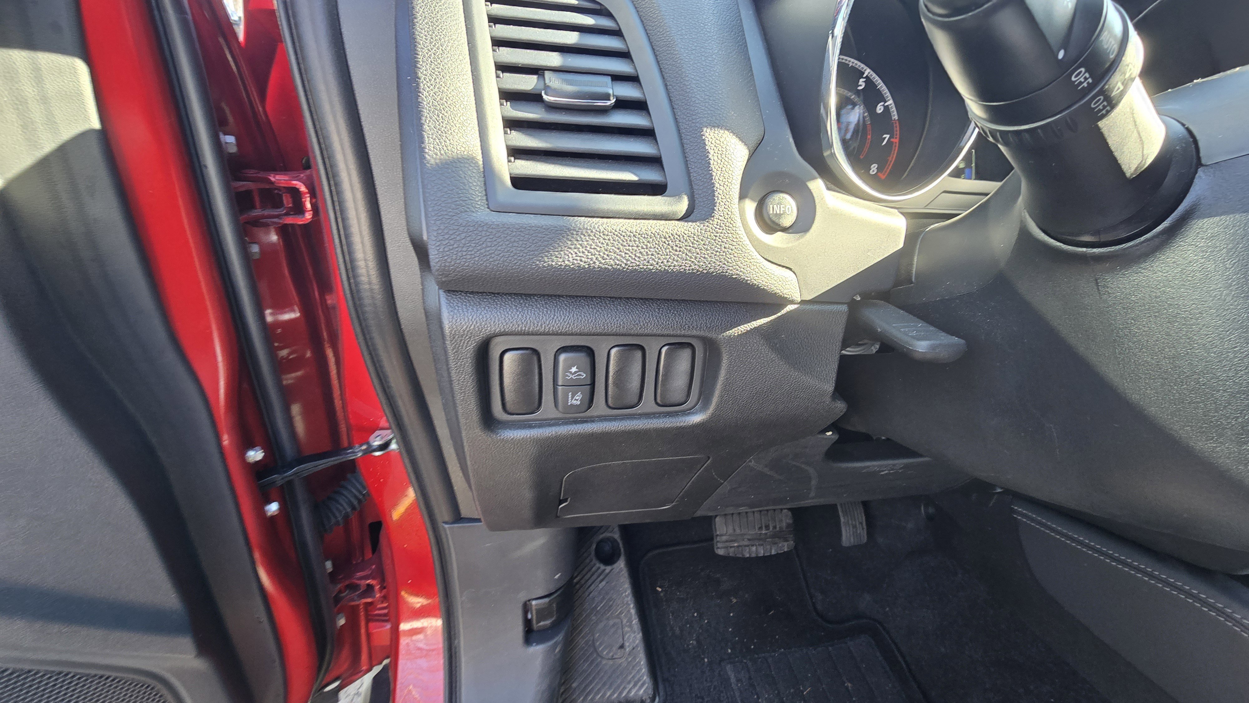 Used 2025 Mitsubishi Outlander Sport ES image 19