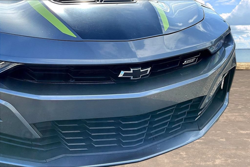 Used 2020 Chevrolet Camaro SS RWD image 30