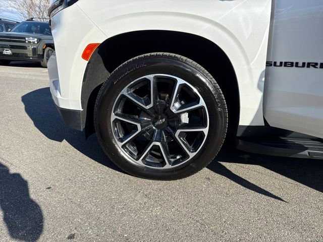 Used 2021 Chevrolet Suburban RST w/ Luxury Package image 27