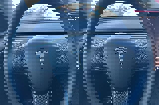 Used 2024 Tesla Model Y Performance image 26