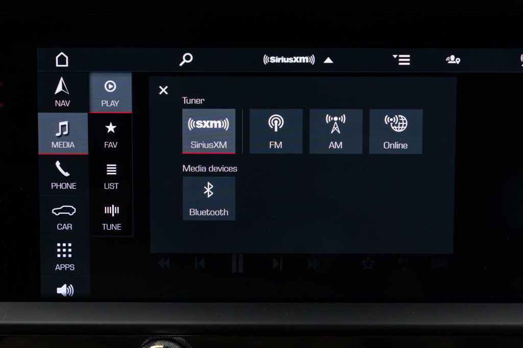 Used 2023 Porsche Macan image 23