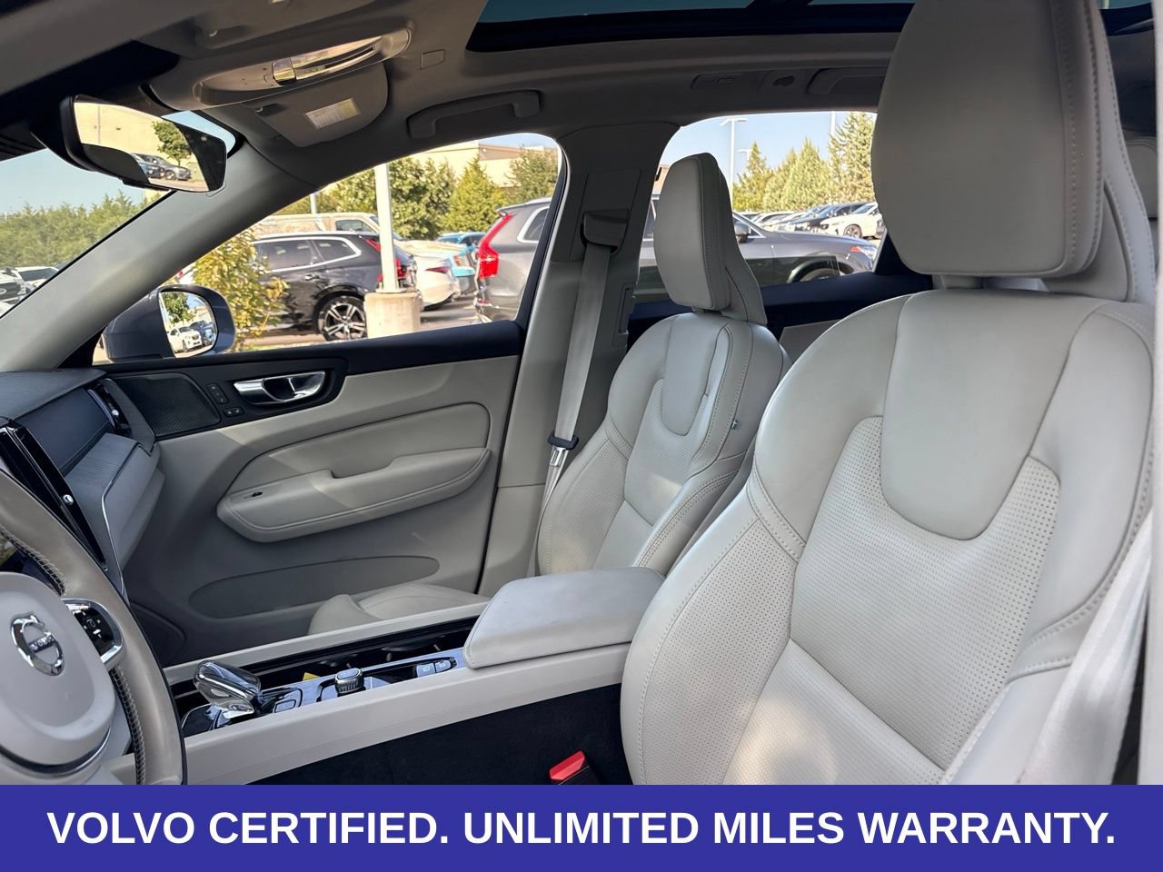 Certified 2023 Volvo XC60 B5 Ultimate w/ Climate Package AWD/4WD image 18