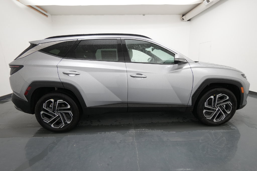 New 2026 Hyundai Tucson Limited w/ Tow & Go Package AWD/4WD image 8