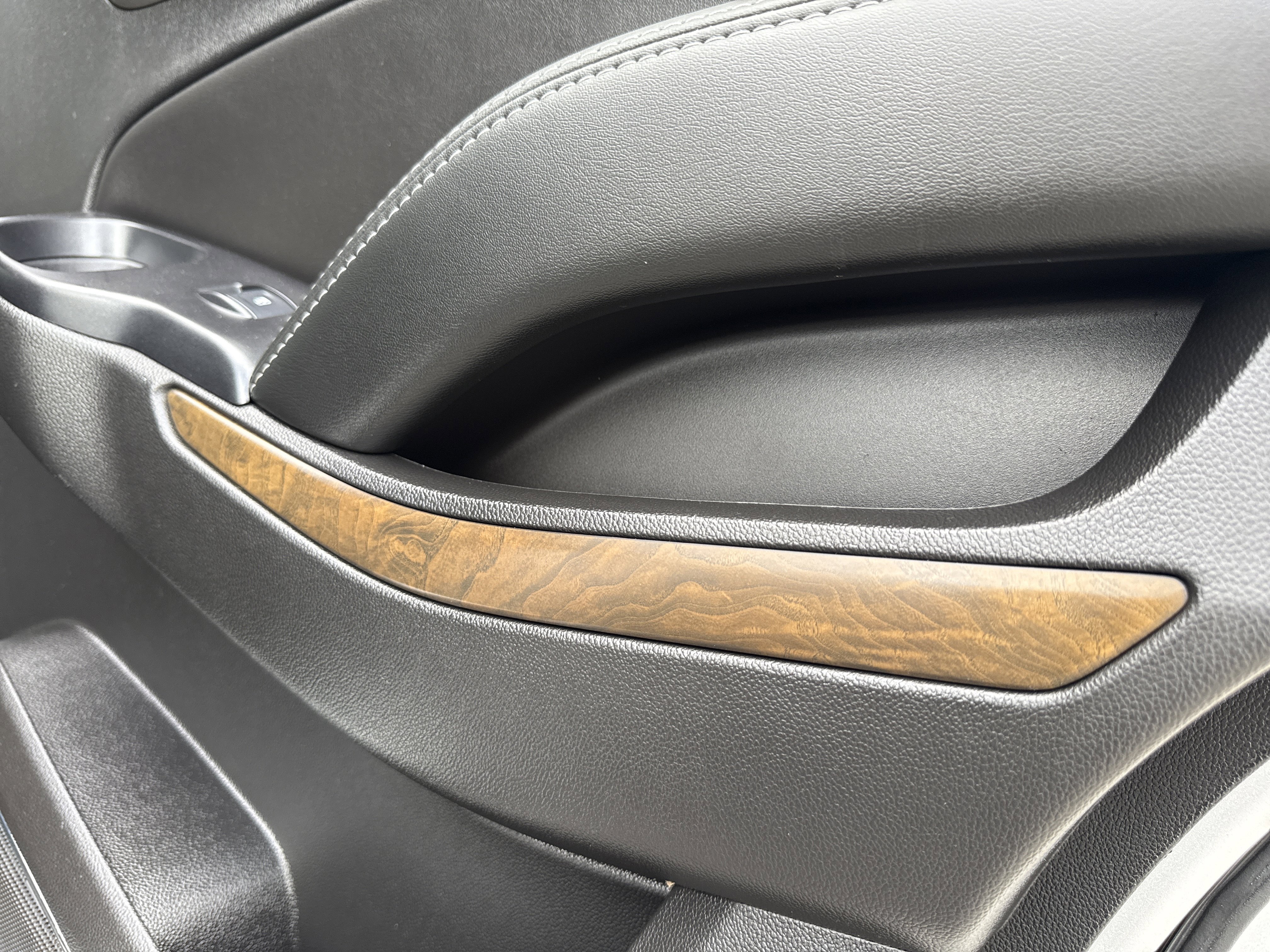 Used 2018 GMC Yukon Denali w/ Open Road Package image 42