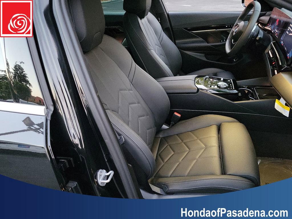 Used 2025 BMW 530i image 22