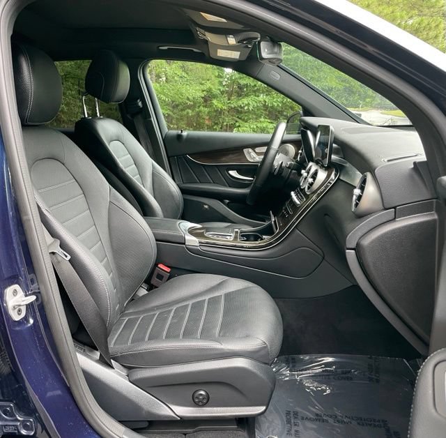 Used 2021 Mercedes-Benz GLC 300 4MATIC image 20