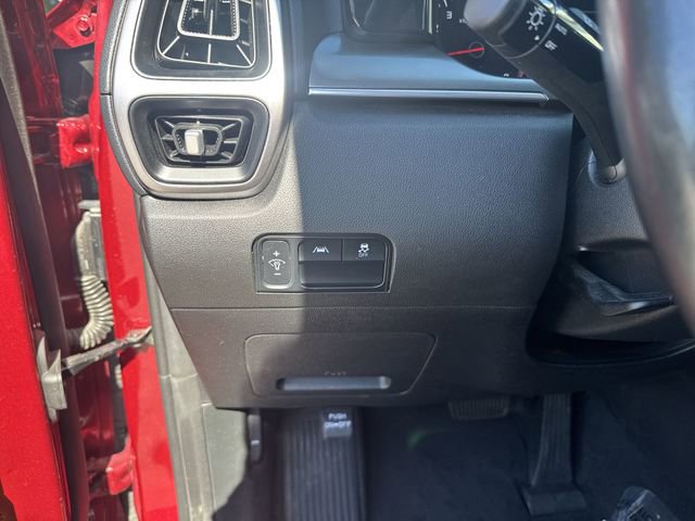 Used 2022 Kia Sorento S w/ Panoramic Sunroof Package FWD image 25