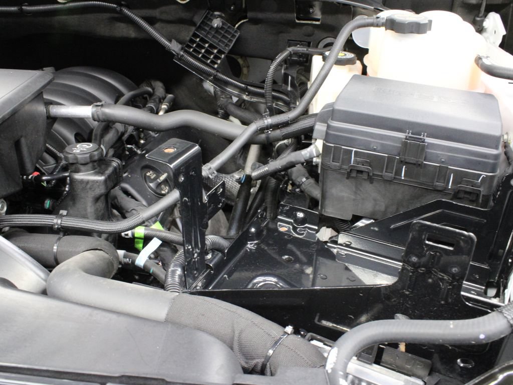 Used 2024 Chevrolet Silverado 3500 LTZ w/ LTZ Convenience Package AWD/4WD image 37