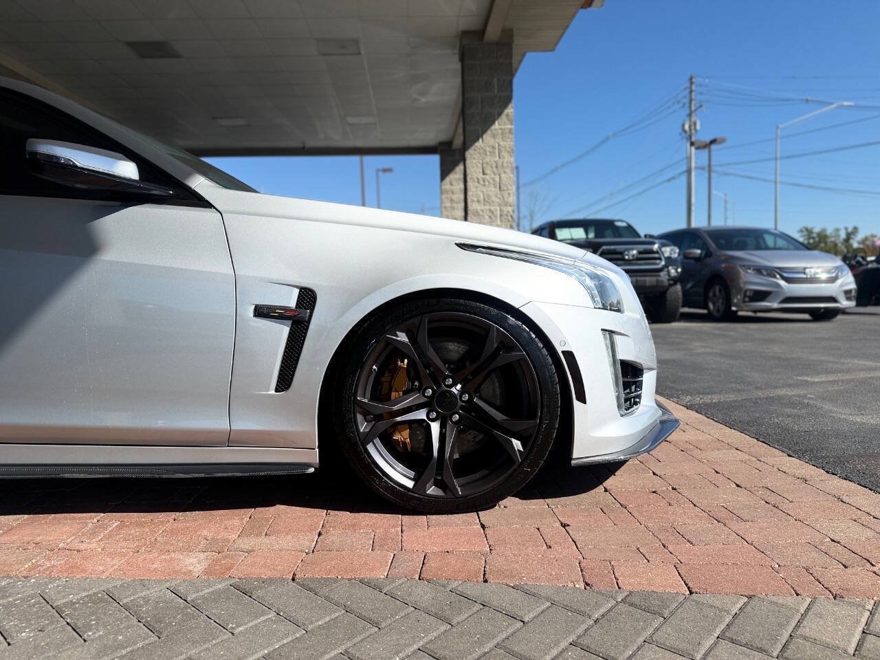Used 2016 Cadillac CTS V w/ Luxury Package RWD image 18