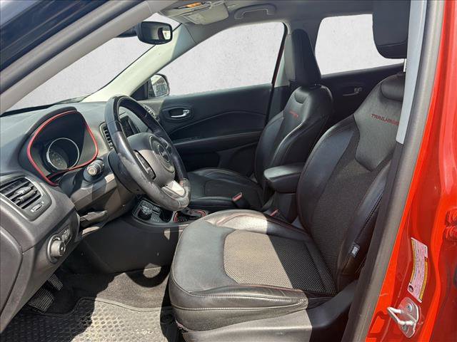 Used 2018 Jeep Compass Trailhawk w/ Navigation Group AWD/4WD image 10