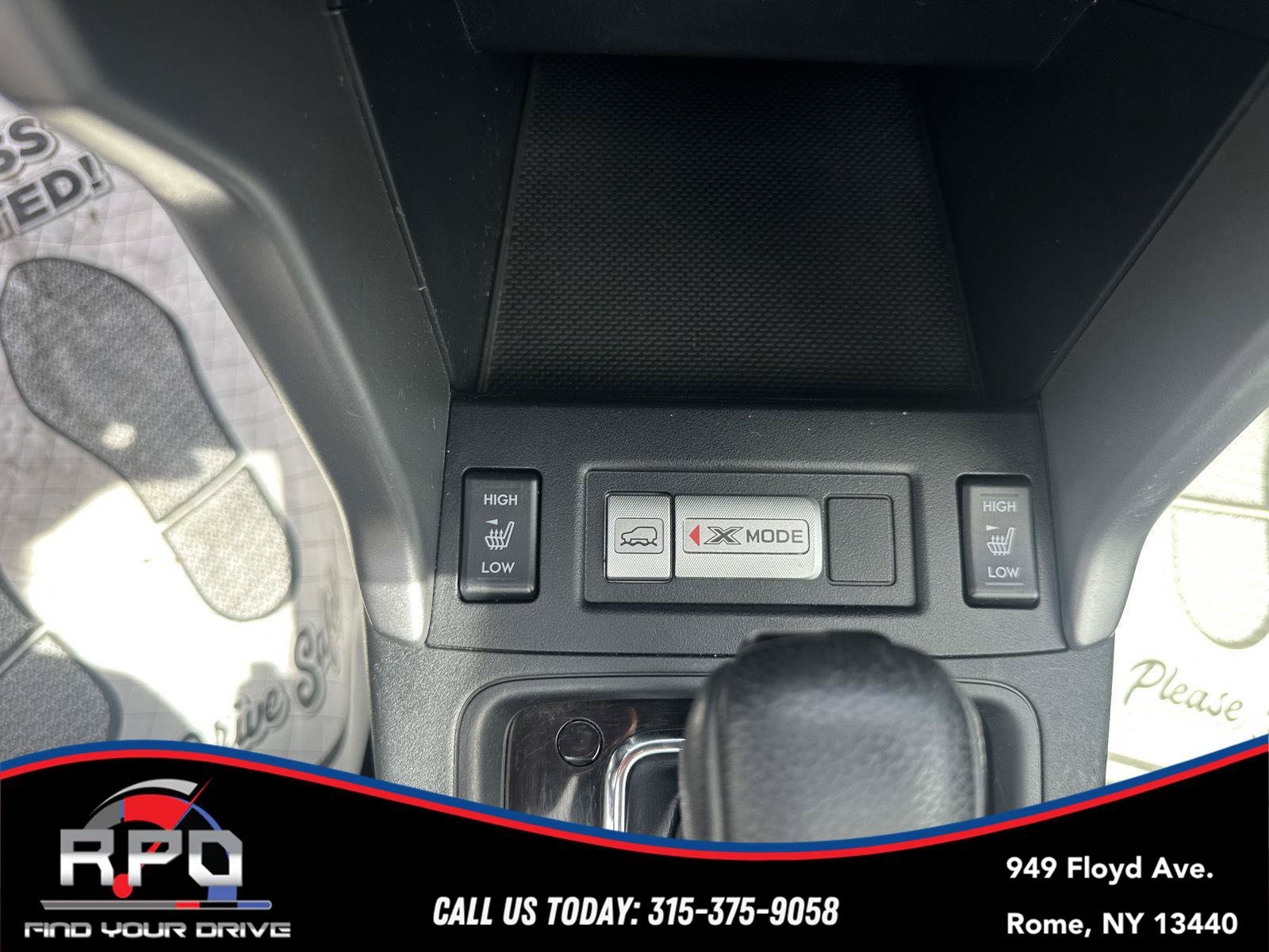 Used 2016 Subaru Forester 2.5i Touring AWD/4WD image 18