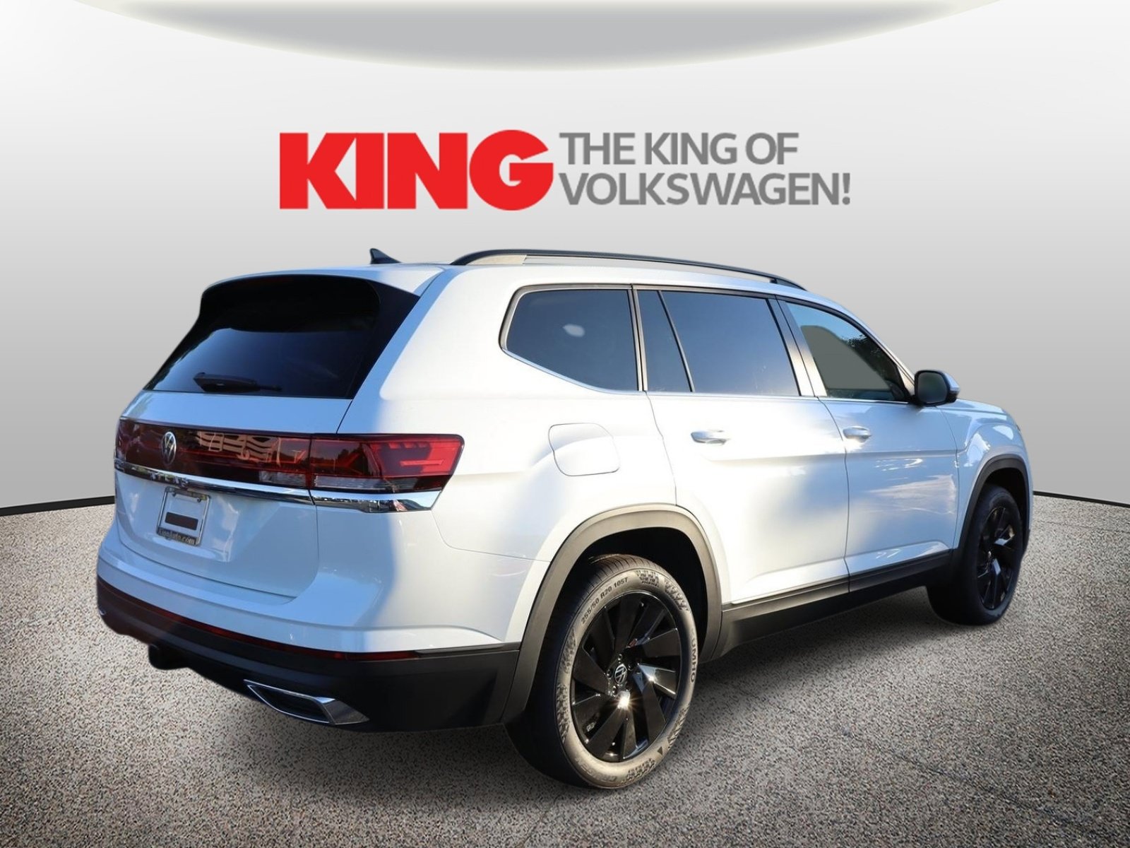 New 2026 Volkswagen Atlas SE FWD image 3