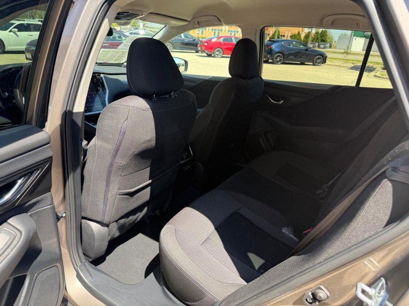 Used 2022 Subaru Outback Premium AWD/4WD image 12