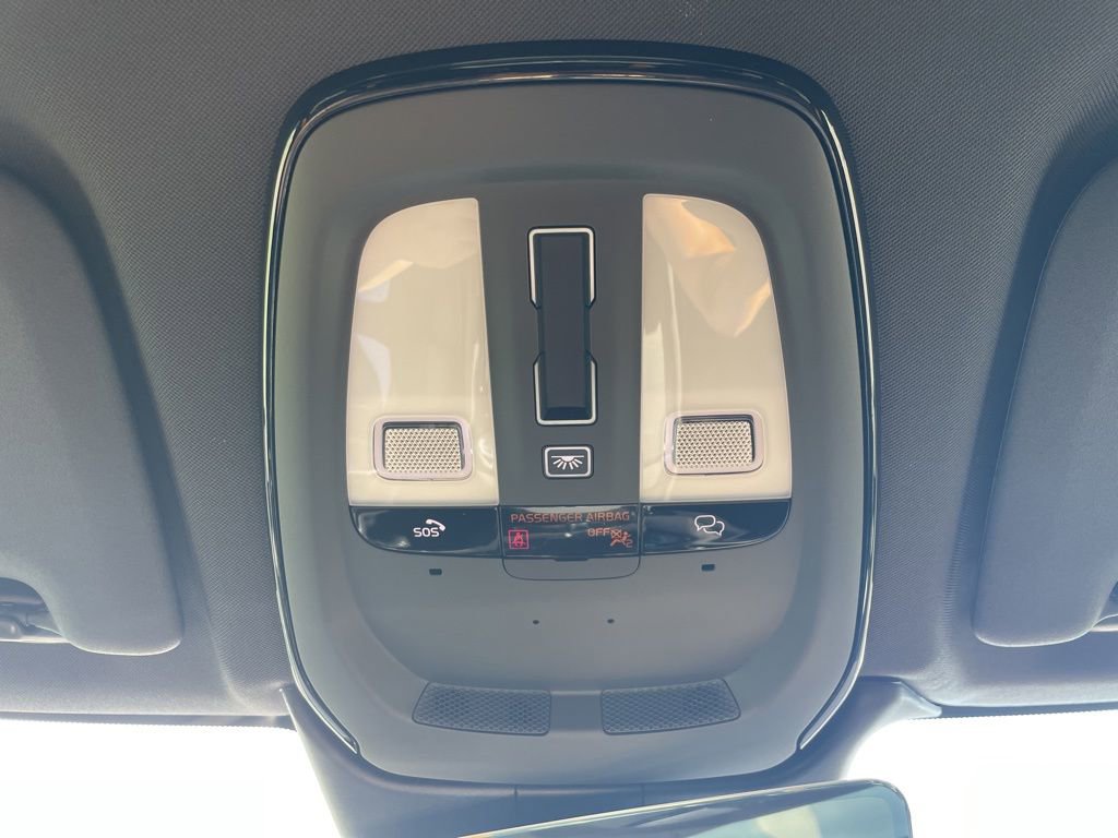 Certified 2024 Volvo XC60 T8 Polestar image 37