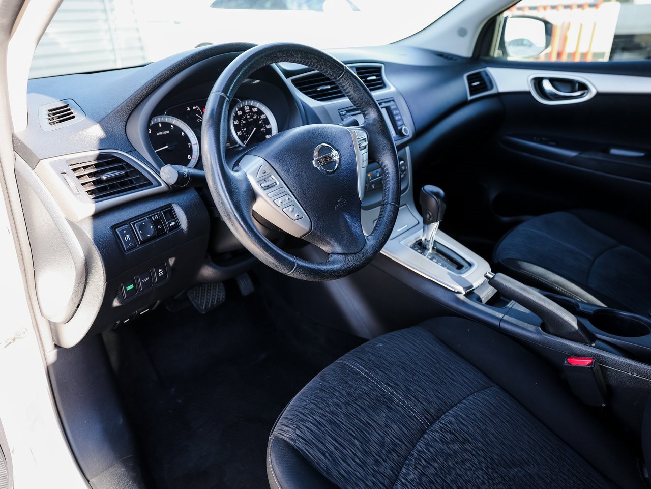 Used 2014 Nissan Sentra SV w/ SV Driver Package image 4