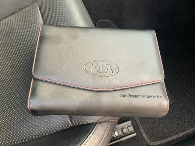 Used 2019 Kia Stinger GT1 AWD/4WD image 13