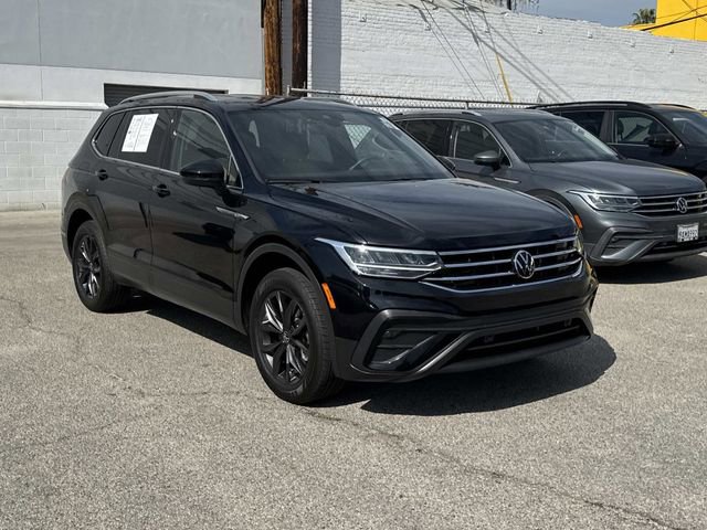 Certified 2023 Volkswagen Tiguan SE
