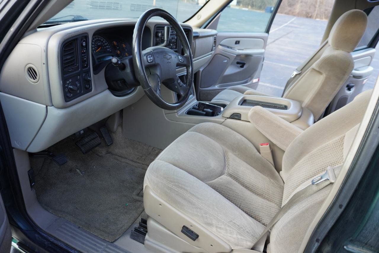 Used 2003 Chevrolet Suburban LS w/ LS Preferred Equipment Group image 27