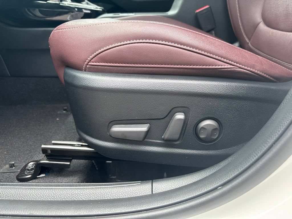 Used 2022 Kia Seltos SX w/ Sunroof Package AWD/4WD image 14