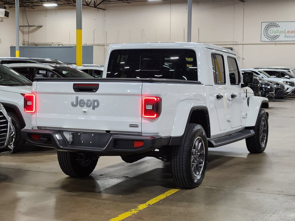 Used 2022 Jeep Gladiator Overland w/ LED Lighting Group AWD/4WD image 8