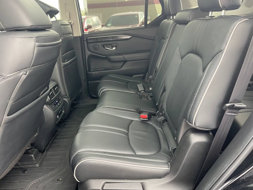 Used 2024 Honda Pilot Elite image 23