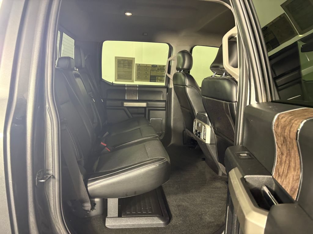 Used 2017 Ford F250 Lariat w/ Lariat Value Package AWD/4WD image 27