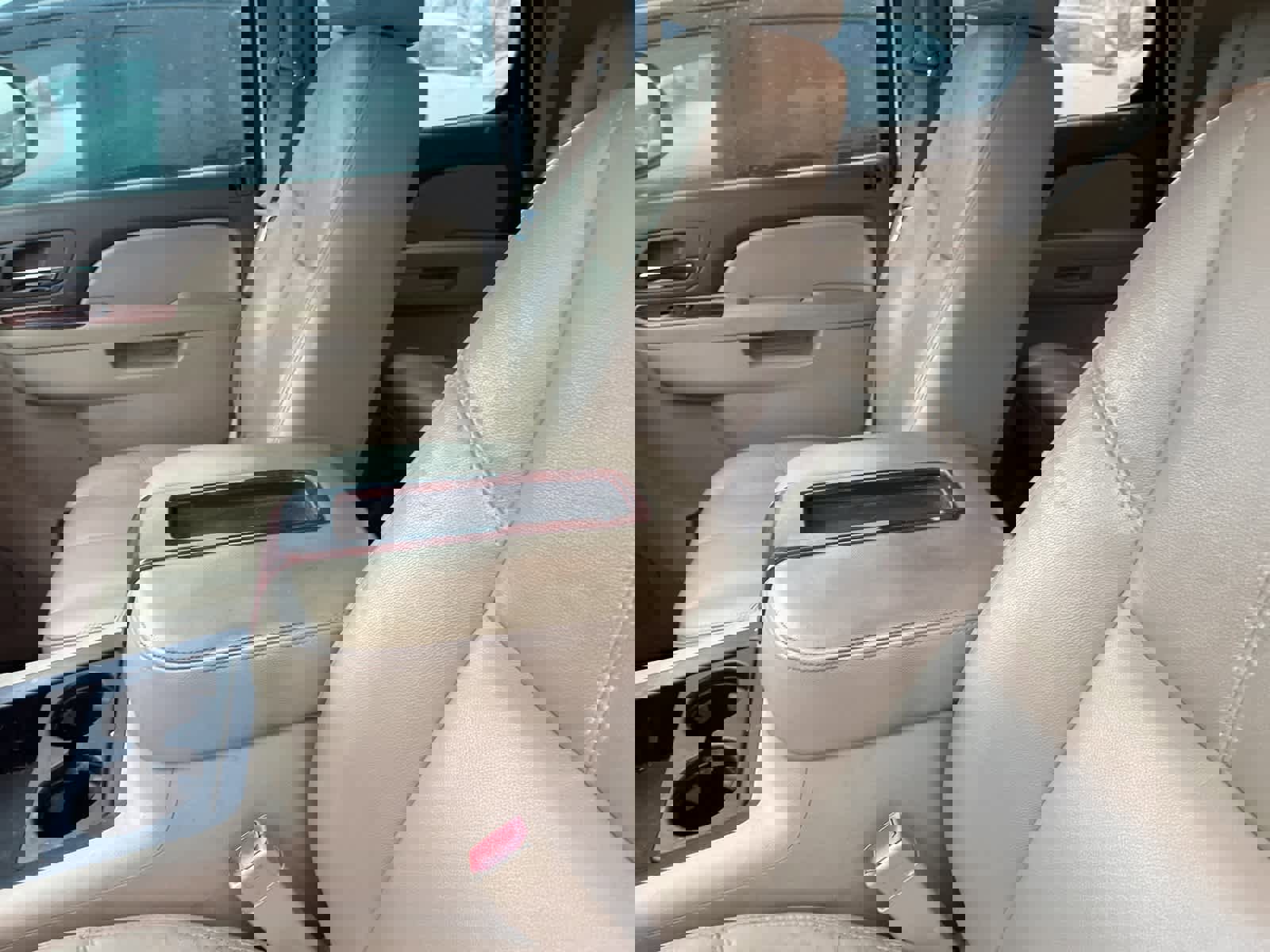 Used 2013 Chevrolet Tahoe LT image 25