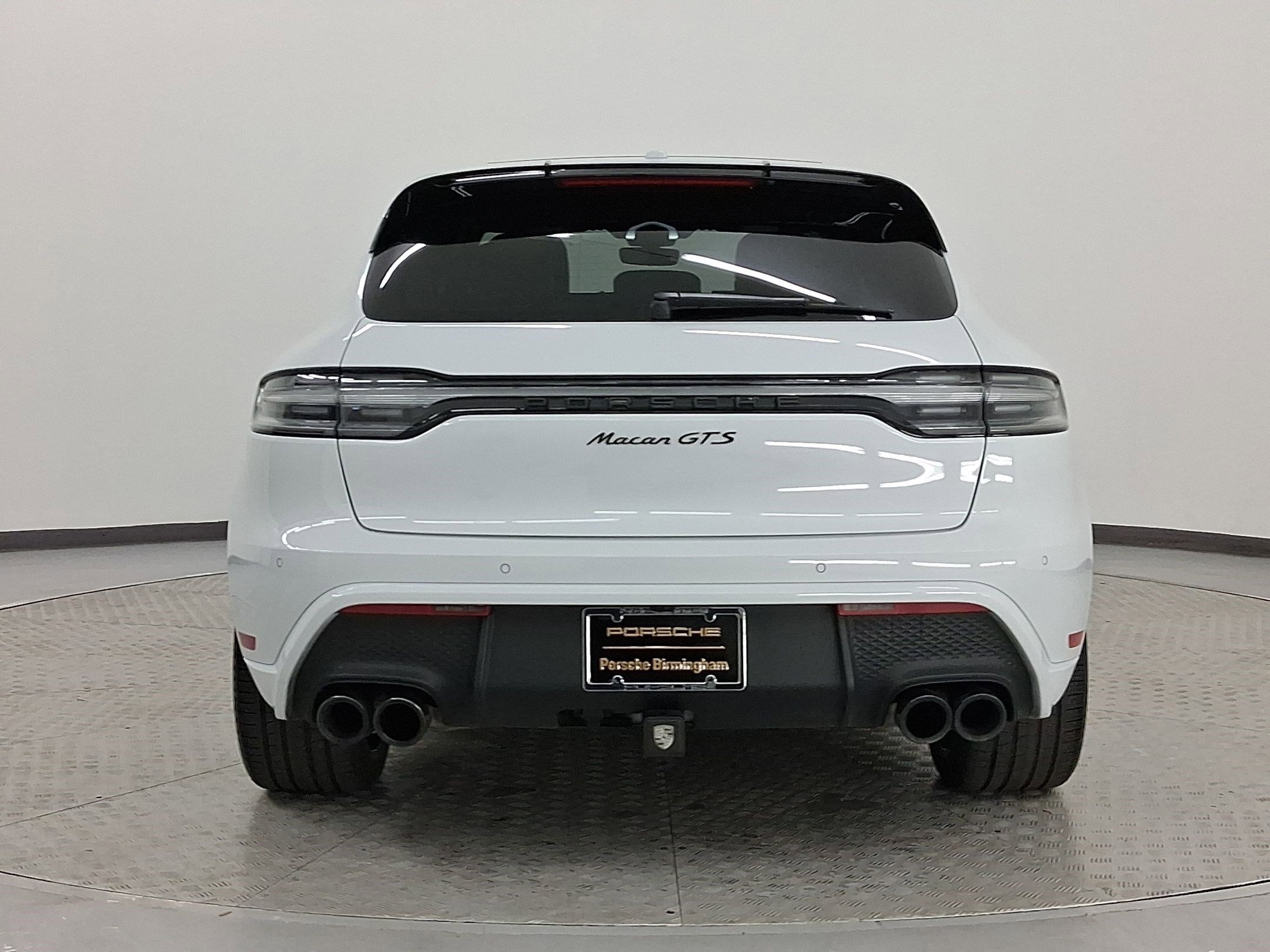 Certified 2025 Porsche Macan GTS image 10