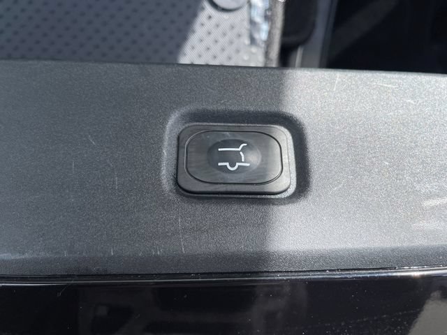 Used 2025 Ford Expedition Active AWD/4WD image 34