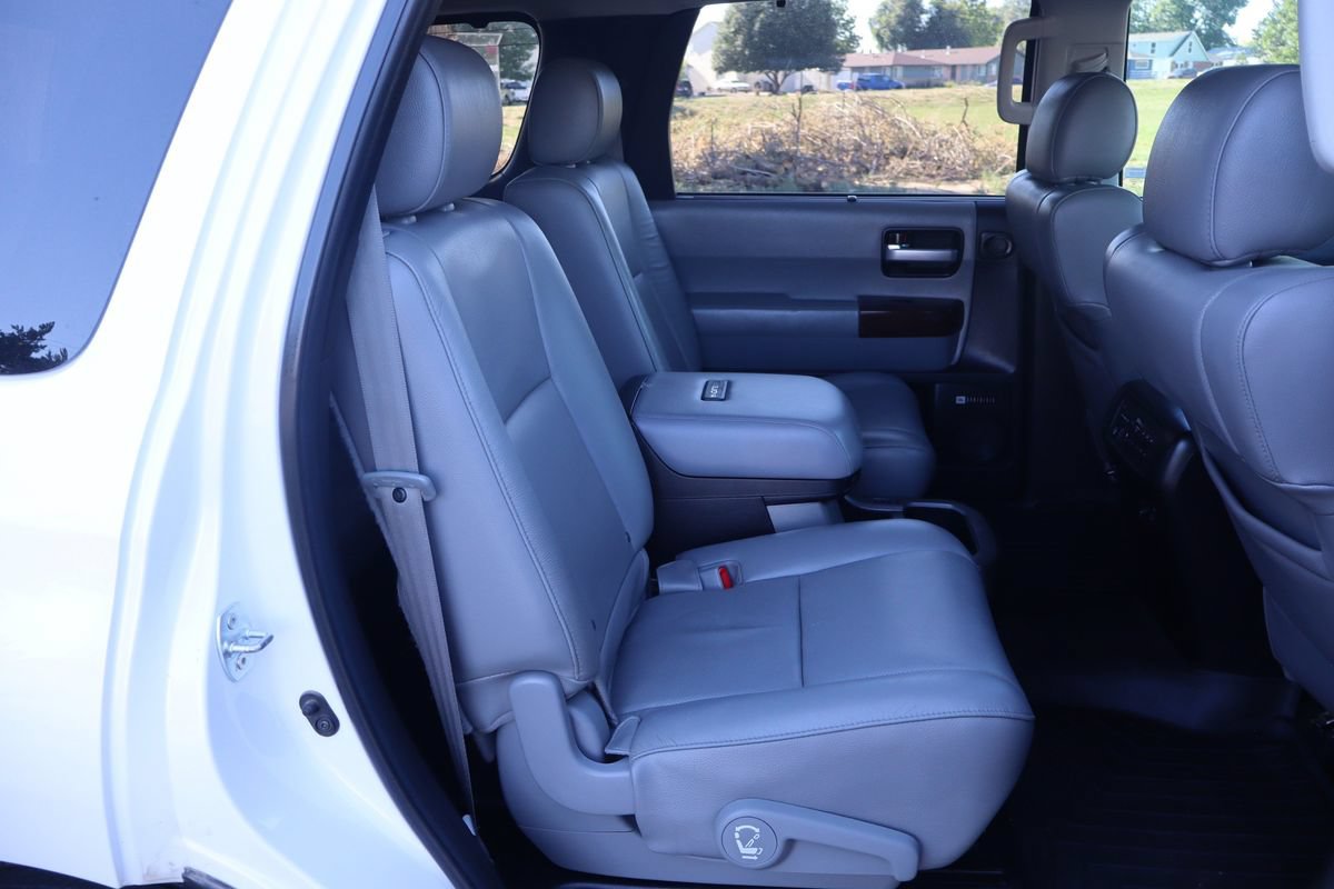 Used 2016 Toyota Sequoia Platinum AWD/4WD image 23