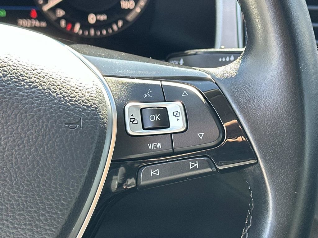 Used 2019 Volkswagen Atlas SEL Premium image 16