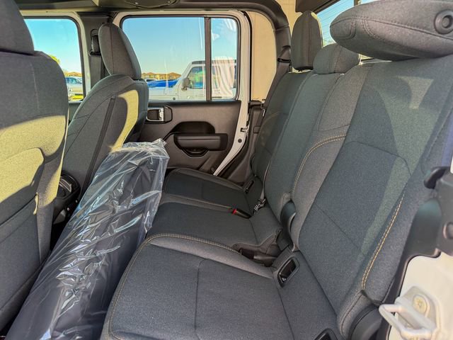 New 2026 Jeep Gladiator Sport image 24