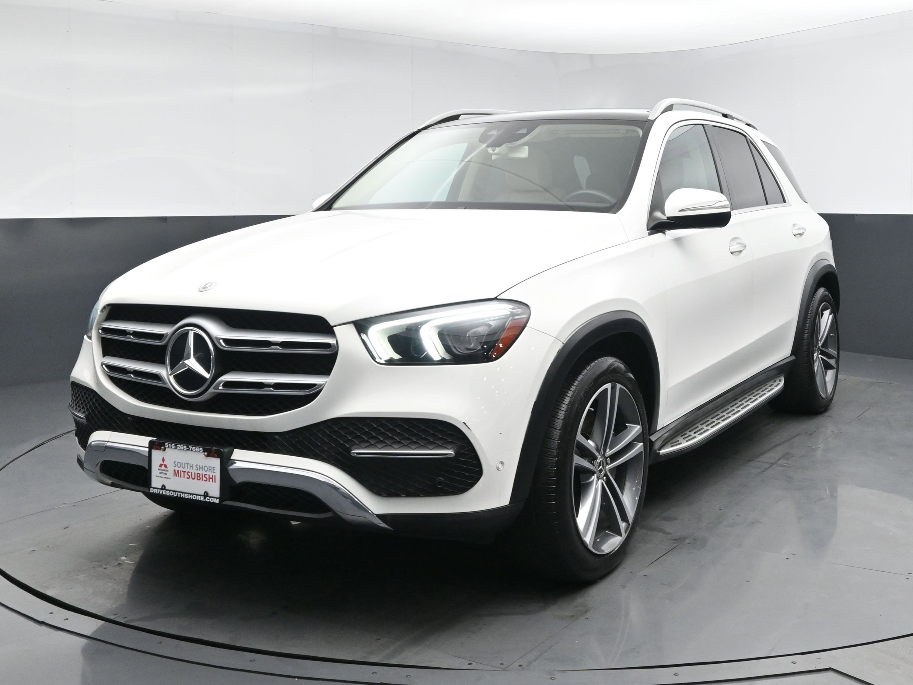Used 2020 Mercedes-Benz GLE 450 4MATIC w/ MBUX Technology Package image 23