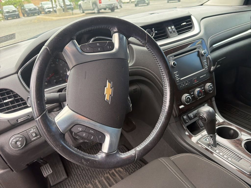 Used 2015 Chevrolet Traverse LT w/ Style and Technology Package AWD/4WD image 4