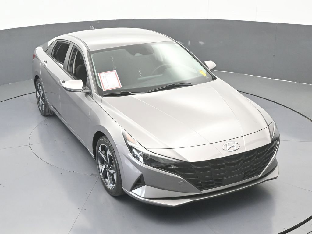 Used 2023 Hyundai Elantra SEL w/ Convenience Package image 51