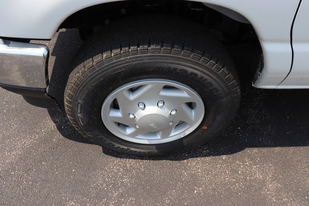 New 2026 Ford E-350 and Econoline 350 Super Duty w/ Power Equipment Group image 9