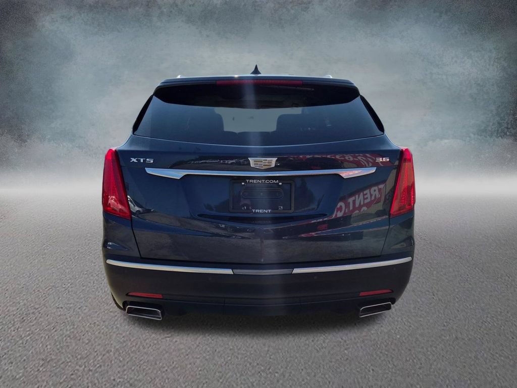 Used 2019 Cadillac XT5 Premium Luxury FWD image 3