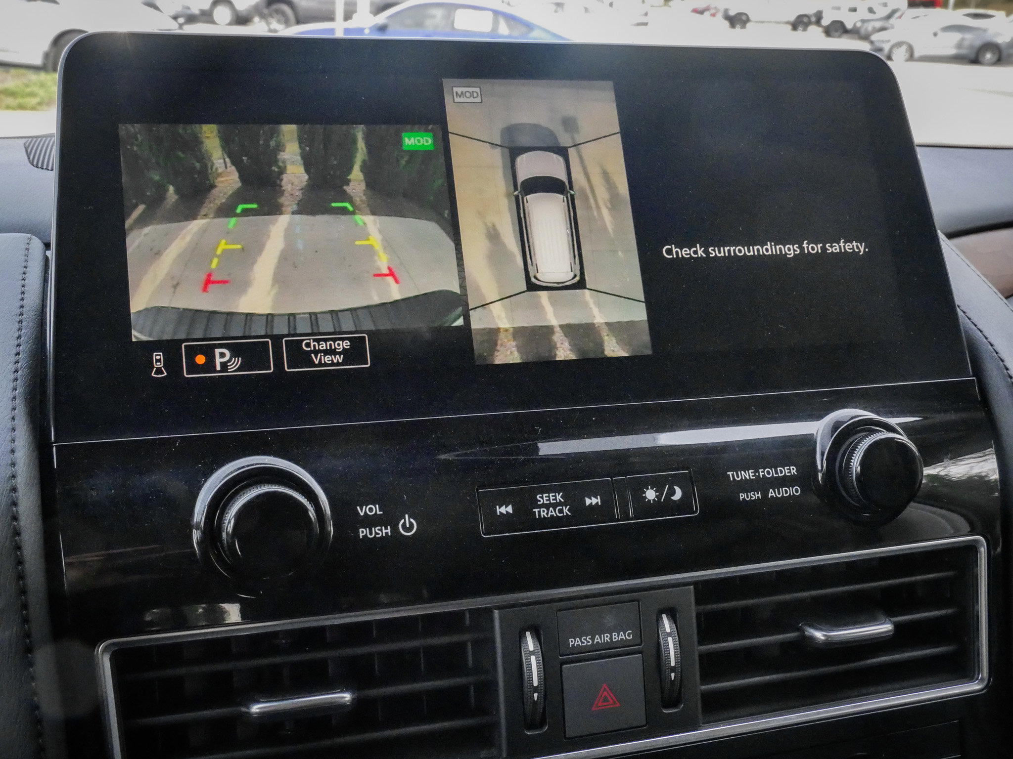 Used 2022 Nissan Armada SL image 24