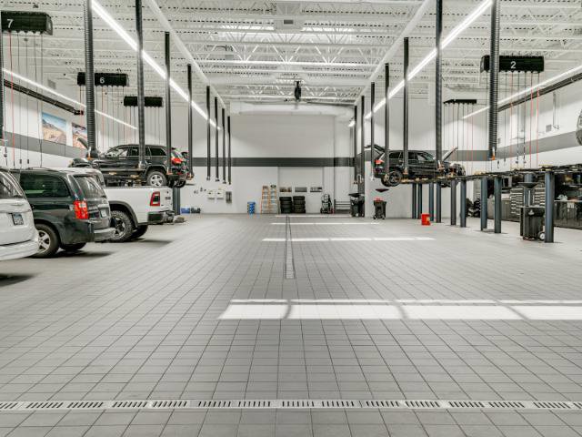 Certified 2023 Chrysler Pacifica Touring-L FWD image 16