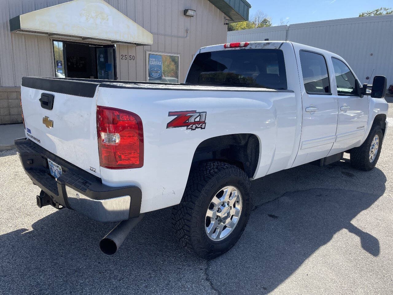 Used 2013 Chevrolet Silverado 2500 LTZ w/ LTZ Plus Package AWD/4WD image 8