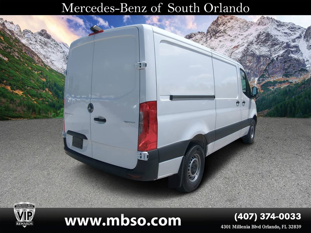 Used 2024 Mercedes-Benz Sprinter 144 Cargo image 15