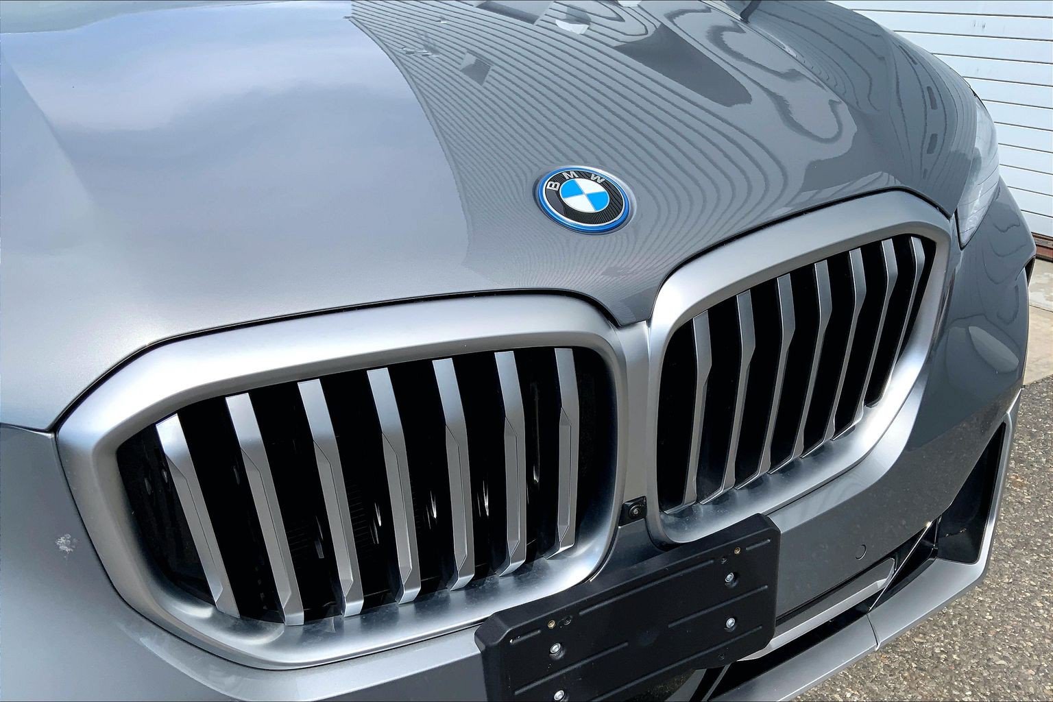 Used 2024 BMW X5 xDrive50e w/ Premium Package AWD/4WD image 31