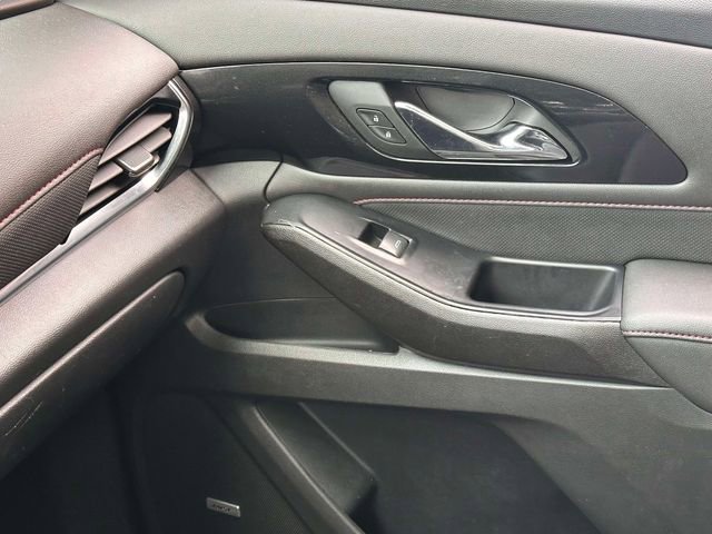 Used 2023 Chevrolet Traverse RS AWD/4WD image 26