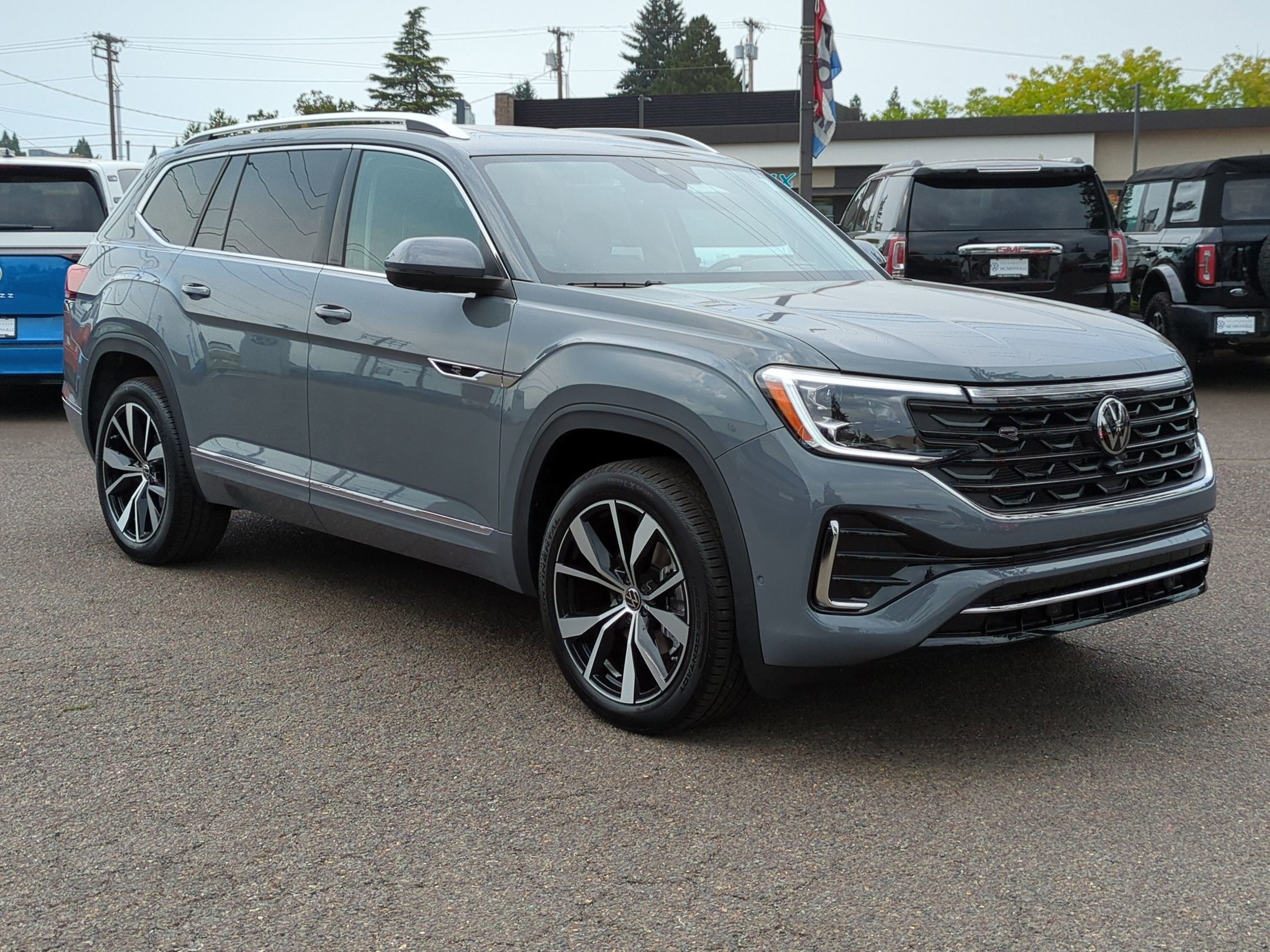 New 2025 Volkswagen Atlas SEL Premium R-Line image 7