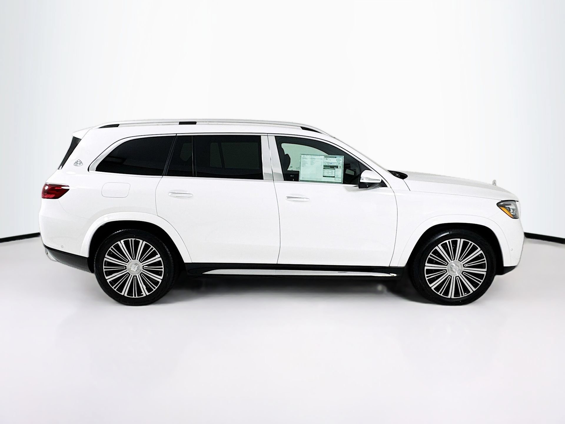 New 2026 Mercedes-Benz Maybach GLS 600 4MATIC image 9