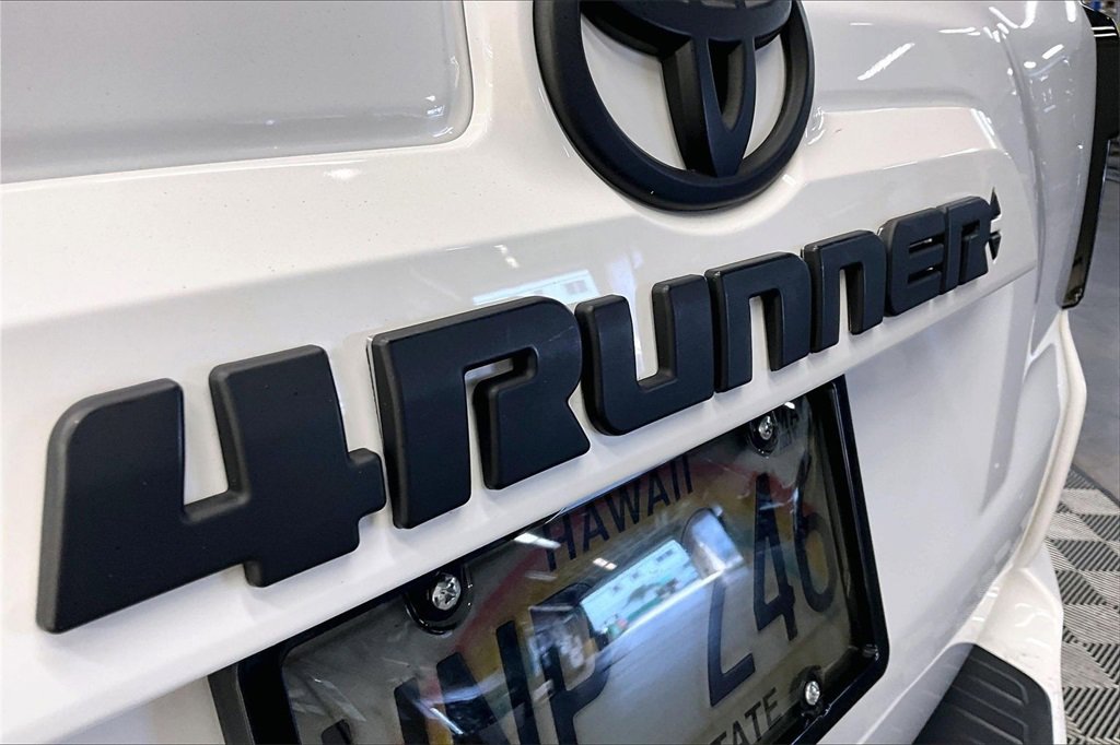 Used 2022 Toyota 4Runner SR5 Premium image 31