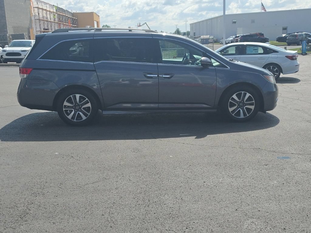 Used 2016 Honda Odyssey Touring image 9